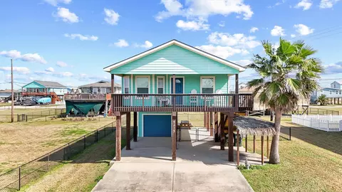 4215 Grayson Dr, Galveston, TX 77554