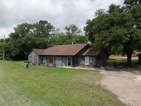 744 Highway 35, Sweeny, TX 77480 photo 1