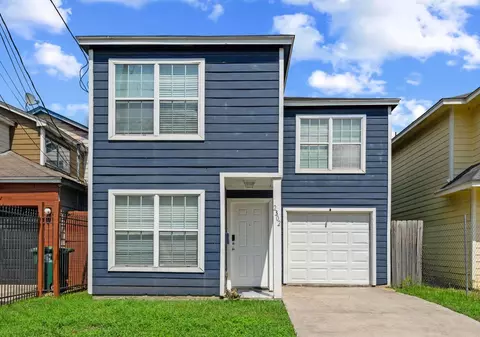 2302 Abernathy St, Houston, TX 77026