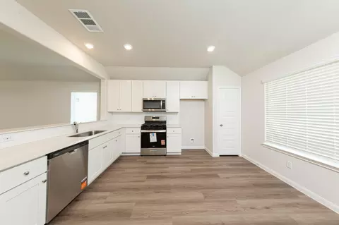 Kitchen - 13618 Kit Run, Splendora, TX 77372 photo 1 of 1