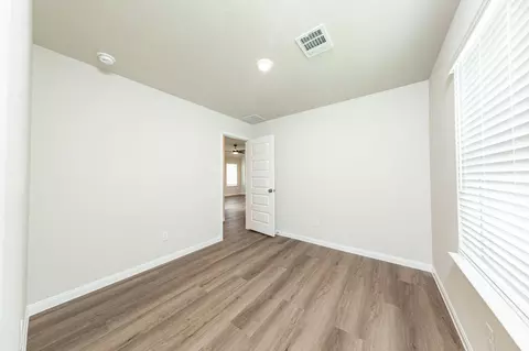 Bedroom - 13618 Kit Run, Splendora, TX 77372 photo 3 of 4