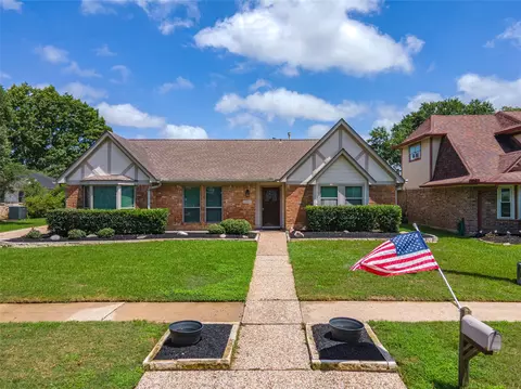 15915 Brookvilla Dr, Houston, TX 77059