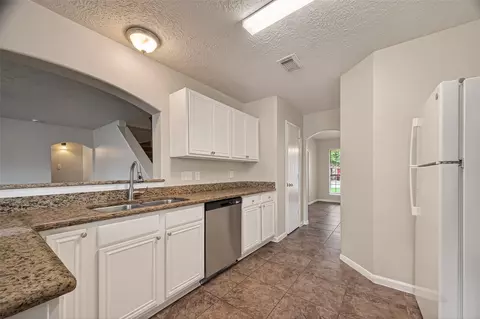Kitchen - 1902 Flycaster Dr, Spring, TX 77388 photo 2 of 4