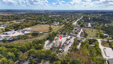 5033 S Acres Dr, Houston, TX 77048