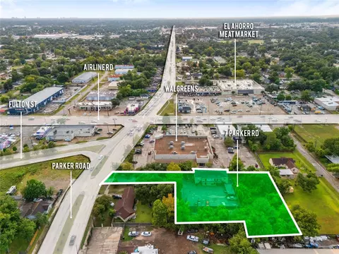 7 Parker Rd #12, Houston, TX 77076
