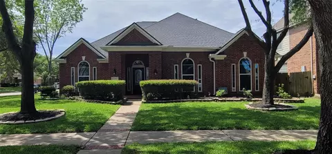 17503 Heartwind Ct, Houston, TX 77095