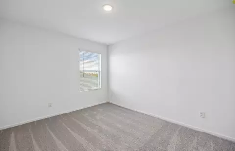 Bedroom - 23115 Daftmill Dr, Waller, TX 77484 photo 4 of 9