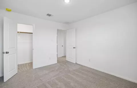 Bedroom - 23115 Daftmill Dr, Waller, TX 77484 photo 5 of 9