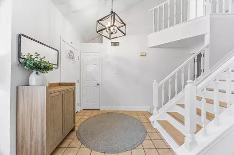 Entry Way - 1043 Danforth Dr, Houston, TX 77062 photo 2 of 2