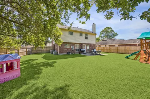 Exterior - 1043 Danforth Dr, Houston, TX 77062 photo 6 of 12