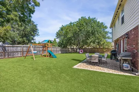 Exterior - 1043 Danforth Dr, Houston, TX 77062 photo 8 of 12