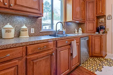 Kitchen - 188 Pullin Rd, Corrigan, TX 75939 photo 3 of 4