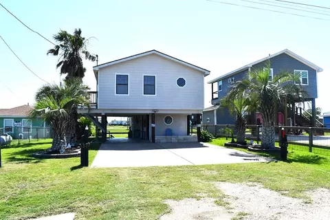 26656 Fm 457, Sargent, TX 77414