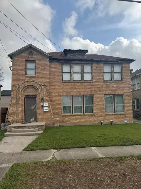 2213 Wheeler St, Houston, TX 77004
