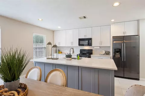 Kitchen - 29515 Legends Branch Ln, Spring, TX 77386 photo 5 of 5