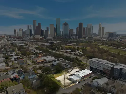 2019 State St, Houston, TX 77007