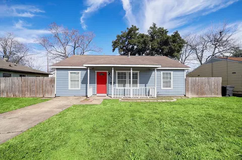 13327 Halifax St, Houston, TX 77015