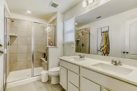 Bath - 3331 Forest Chitto Dr, Spring, TX 77373 photo 3 of 5