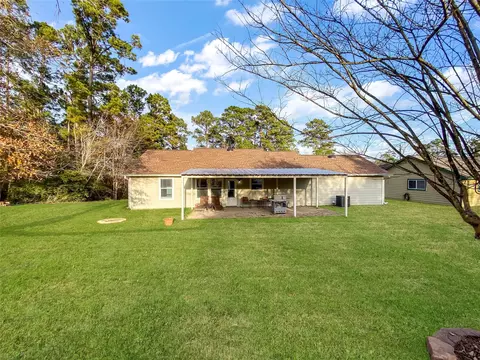 Exterior - 254 E Sunset Dr, Onalaska, TX 77360 photo 4 of 4