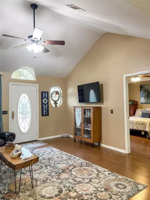 Entry Way - 254 E Sunset Dr, Onalaska, TX 77360 photo 1 of 1
