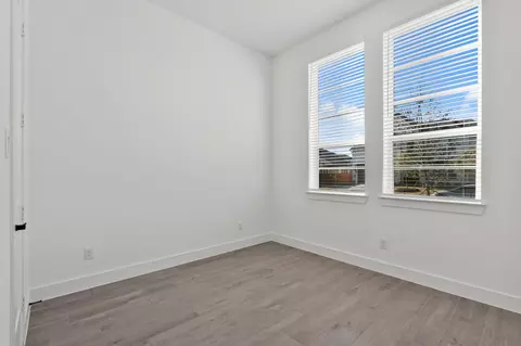 Bedroom - 12223 Warbler Dr, Mont Belvieu, TX 77523 photo 1 of 8