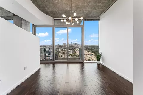5925 Almeda Rd #12711, Houston, TX 77004