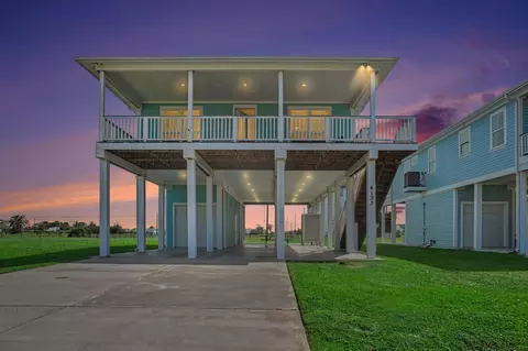 4133 4th St, Galveston, TX 77554