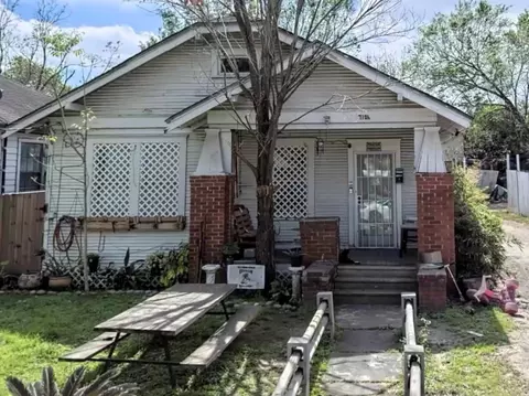 7104 Sherman St, Houston, TX 77011