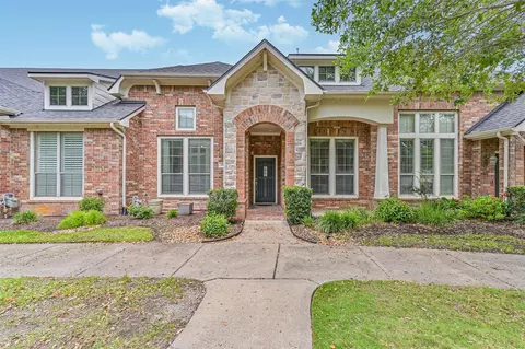 3318 Silverbrook Ln, Pearland, TX 77584