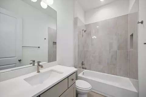 Bath - 15910 Mango Tango Dr, Conroe, TX 77302 photo 7 of 8