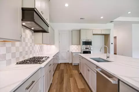 Kitchen - 15910 Mango Tango Dr, Conroe, TX 77302 photo 3 of 3