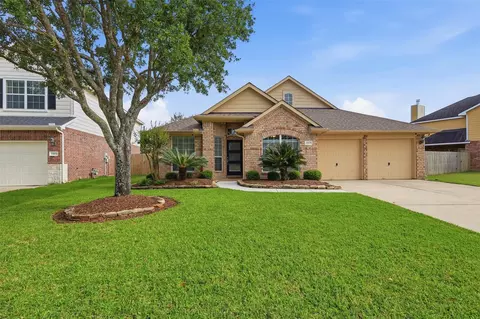 23615 Breckenridge Forest Dr, Spring, TX 77373