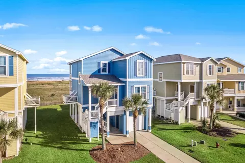 4223 King Rail Cir, Galveston, TX 77554