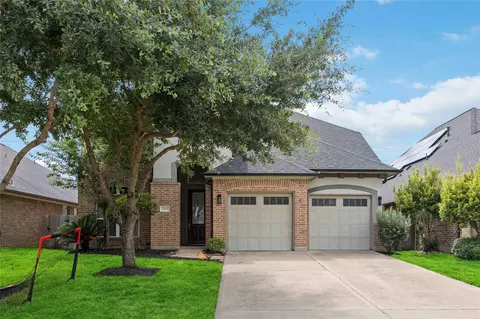 2826 Walnut Crest Dr, Katy, TX 77494