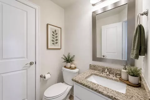 Bath - 9952 Downey Emerald Dr, Conroe, TX 77385 photo 6 of 10