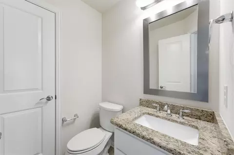 Bath - 9952 Downey Emerald Dr, Conroe, TX 77385 photo 9 of 10