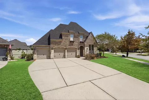 Exterior - 9952 Downey Emerald Dr, Conroe, TX 77385 photo 2 of 5