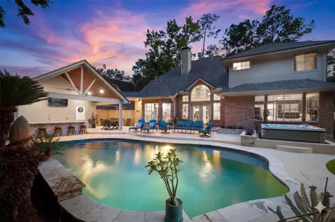 34 Lost Pond Cir, The Woodlands, TX 77381