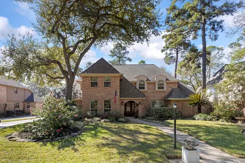 5619 Willow Walk St, Houston, TX 77069