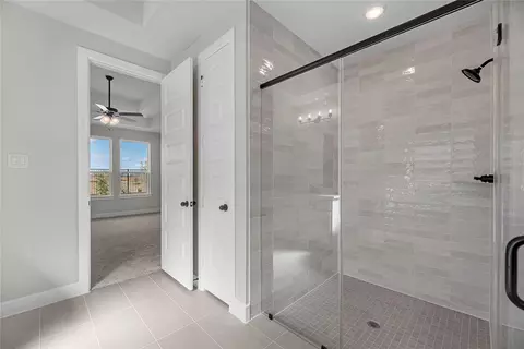Entry Way - 111 Sierra Stream Ct, Conroe, TX 77304 photo 2 of 3