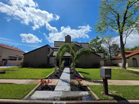 16406 Brook Forest Dr, Houston, TX 77059