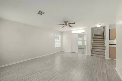 Living - 839 Autumn Point Ln, Spring, TX 77373 photo 1 of 4