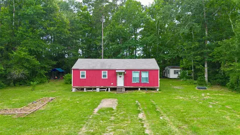 241 Quail Creek Dr, Cleveland, TX 77328