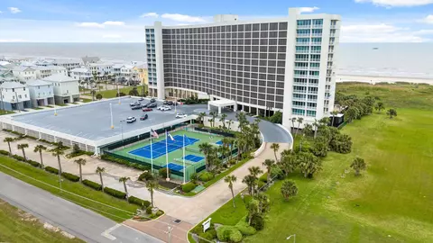 1401 E Beach Dr #511/512, Galveston, TX 77550