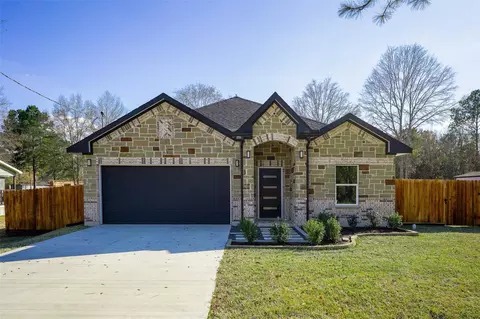 408 County Rd 3414, Cleveland, TX 77327