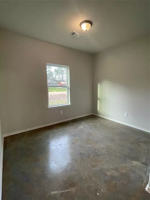 Bedroom - 15506 Arrowhead Loop W, Willis, TX 77378 photo 4 of 5