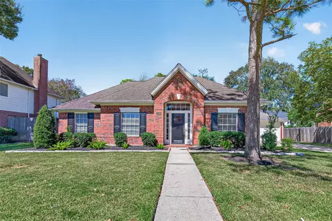 1206 Buttonwood Dr, Friendswood, TX 77546