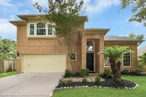 114 Lindencrest Ct, Sugar Land, TX 77479