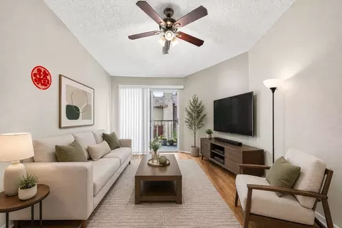 2120 El Paseo St #604, Houston, TX 77054