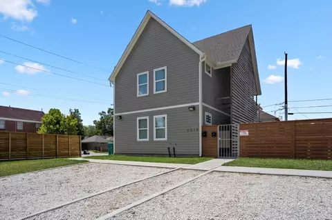 2518 Cleburne St, Houston, TX 77004